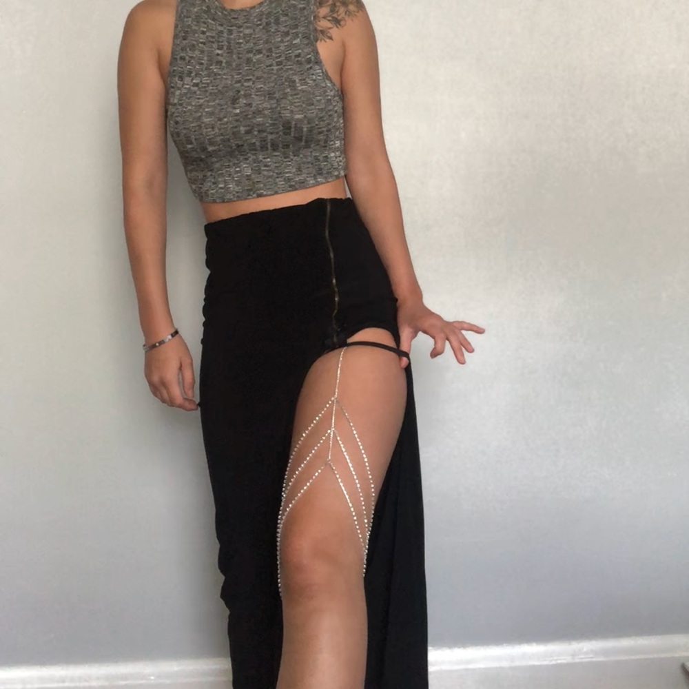 3 layered crystal rhinestone festival leg chain - Picture 5 of 8